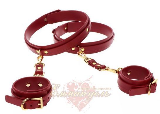 Фіксатори на стегна з наручниками та карабінами - Taboom Wrist To Thigh Cuff Set, червоні, із золотистою фурнітурою