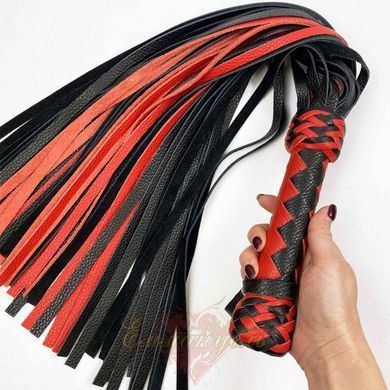 Black and Red Classic Flogger Made of Genuine Leather, 50 Tails 50 cm Each, 20 cm Handle SO5198 &mdash; photos