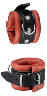 Handcuff - XXdreamSToys Leder-Handfessel 614000256341 &mdash; photos