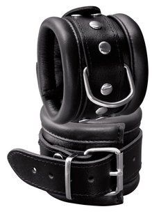 XXdreamSToys Leder-Handfessel breit 614000256343 &mdash; photos